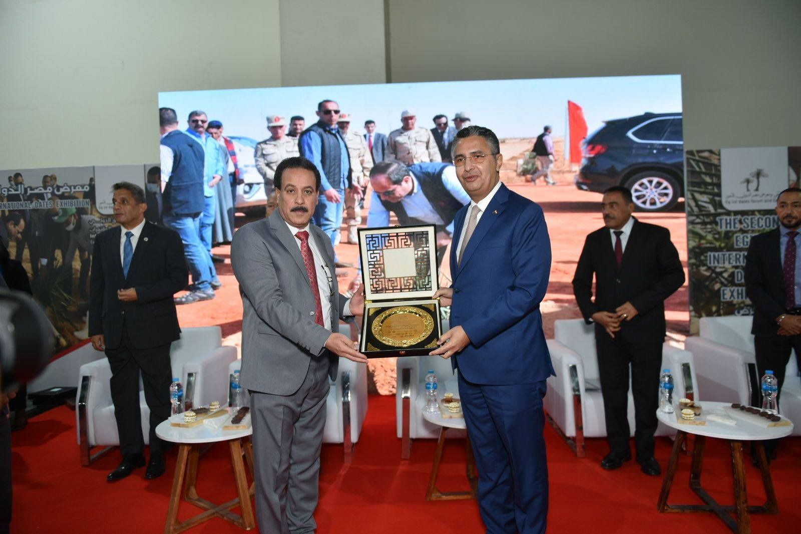 وزير التموين يفتتح النسخة الثانية من الملتقى والمعرض الدولي للتمور - الخليج الان