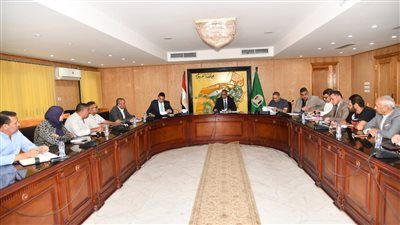 محافظ الفيوم يتابع معدلات الآداء بملفي التقنين والتصالح وموقف المتغيرات المكانية‎ - الخليج الان