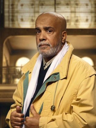 صاحب الوجة المحبب والضحكة الصافية.. ذكرى ميلاد سليمان عيد - الخليج الان