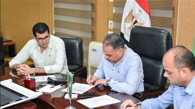 محافظ الشرقية يعتمد تعريفة الركوب الجديدة لسيارات الأجرة بالخطوط الداخلية والخارجية - الخليج الان