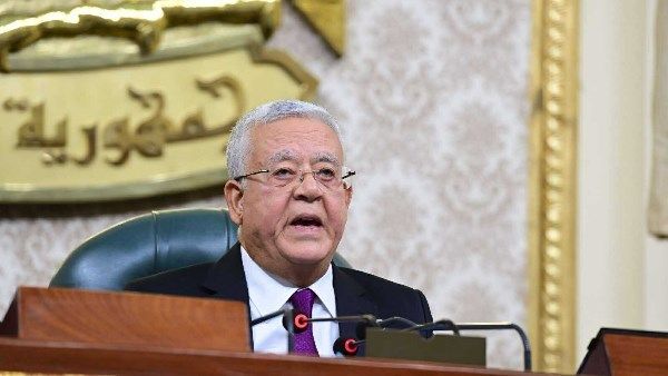 رئيس البرلمان يهنئ المستشار عصام الدين فريد رئيس مجلس الشيوخ - الخليج الان