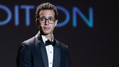 طه دسوقي عن تقديمه ستاند اب كوميدي بافتتاح مهرجان الجونة: مش لاقي كلام يوصف احساسي - الخليج الان