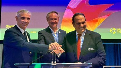 ناصر يوقع بروتوكول تعاون مع الاتحادين الفرنسي والدولي للترايثلون لتطوير اللعبة بأفريقيا - الخليج الان