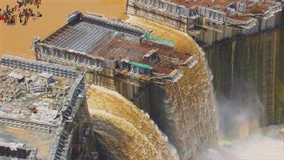 استاذ جيولوجيا: إثيوبيا لديها فقر فني في إدارة السد - الخليج الان