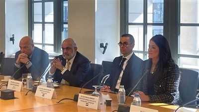 وزيرة التخطيط تبحث مع مؤسسة التمويل الدولية الجهود المشتركة لتمكين القطاع الخاص والتوسع في آليات التمويل المبتكرة - الخليج الان