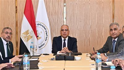 الري: إتخاذ كافة الاستعدادات والتدابير اللازمة للتعامل بفاعلية مع موسم السيول والأمطار الغزيرة - الخليج الان