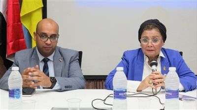 نائب وزير الصحة تتفقد وحدة طب أسرة الذراع البحري وتعقد اجتماعًا تنسيقيًا لضبط معدلات الولادات القيصرية في الإسكندرية - الخليج الان