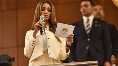 بعد أداء اليمين الدستورية لمجلس الشيوخ.. النائبة إنجي نصيف: الفصل التشريعي الثاني يأتي في مرحلة فارقة - الخليج الان