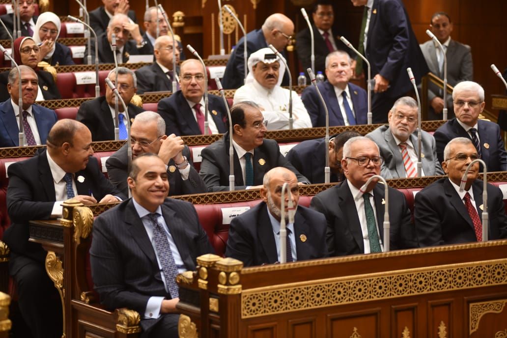 في أول كلمة له بعد انتخابه.. رئيس مجلس الشيوخ يشيد بمكانة مصر الدولية ويؤكد: سنعمل بلا موالاة ولا محاباة - الخليج الان