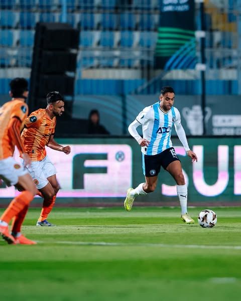 بيراميدز بطلاً لكأس السوبر الأفريقي بقذيفة فيستون مايلي على حساب نهضة بركان المغربي - الخليج الان