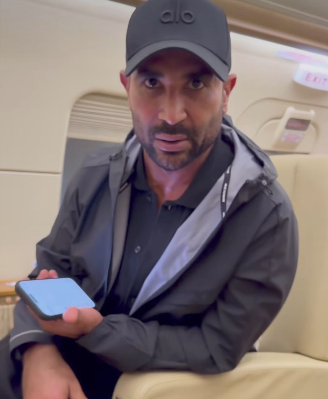 غاضبًا.. أحمد سعد يعلن عن حفله في ألمانيا بهذه الطريقة - الخليج الان