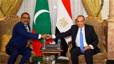 «مناقشة القضايا الإقليمية والدولية».. ماذا دار في لقاء وزيرا خارجية مصر والمالديف؟ - الخليج الان