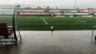 فال خير.. الأمطار تهطل بغزارة على استاد بوجومبورا قبل خوض مباراة الأهلي و إيجل نوار - الخليج الان