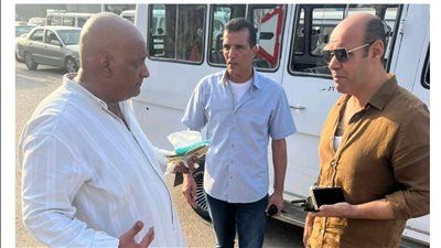 محافظ الجيزة : ضبط 60 مخالفة لسيارات السرفيس " الميكروباص" لتقسيم خطوط السير وتحصيل أجرة زائدة خلال يومين - الخليج الان