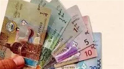 الدينار الكويتي يسجّل رقماً غريباً.. هل بدأ سباق العملات الخليجية؟ - الخليج الان