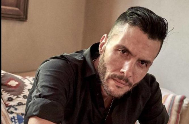 نقابة المهن الموسيقية تنعي والدة الفنان أمير عيد - الخليج الان