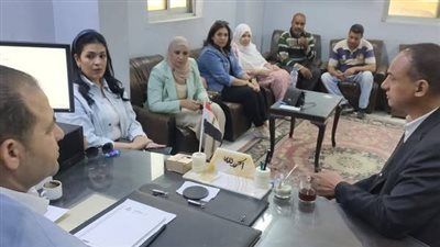 مديرية العمل بالأقصر توفر فرصة عمل لسيدة من ذوى الهمم و تسلم 11 شهادة مزاولة حرفة - الخليج الان