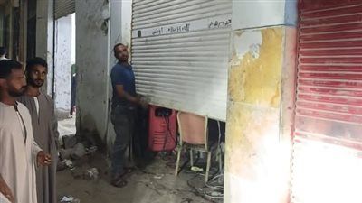 غلق عدد من الورش المخالفة بنطاق حي جنوب الغردقة - الخليج الان