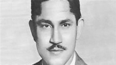 ساهم في تراجع الريحاني عن قرار اعتزاله وتزوج من نعمت مختار.. ذكرى وفاة نيازي مصطفى - الخليج الان