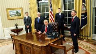 بفيديو صادم.. ترامب يسخر من شعار "لا ملوك" وأمريكا تغلي بمظاهرات حاشدة - الخليج الان