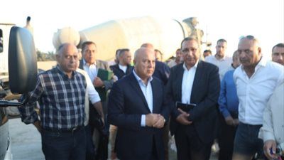 وزير الصناعة والنقل يتفقد مشروعات تطوير الطريق الدولي الساحلي وإنشاء طريق حر شرق الرياح التوفيقي واستكمال تطوير رافد جمصة - الخليج الان