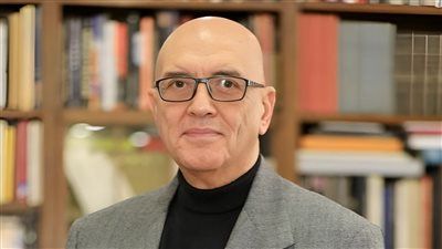 وزير الثقافة يهنئ سلماوي لاختياره “شخصية العام ” بمعرض الشارقة الدولي - الخليج الان