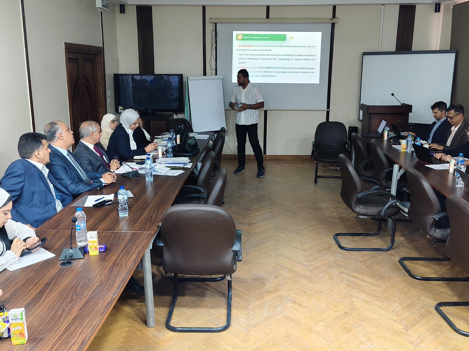 الزراعة تبحث مع بعثة الإيفاد سبل تعزيز التنمية الزراعية في صعيد مصر - الخليج الان