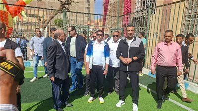 وزارة الشباب والرياضة تفتتح ملعب خماسي جديد في السويس - الخليج الان