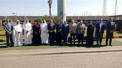 ميناء شرق بورسعيد يستقبل شحنات مساعدات قطرية لأهالي غزة - الخليج الان