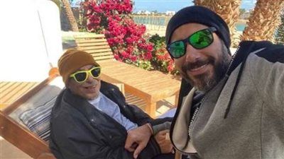 لا يحمل غل ولا حسد لأحد.. أحمد السعدني يرثي والده في ذكرى ميلاده - الخليج الان