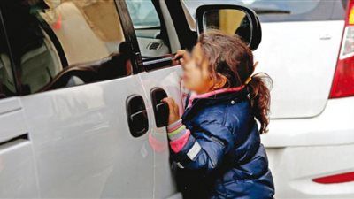 لله يا محسنين.. الداخلية تضبط 9 سيدات لاستغلال الأحداث في التسول بالقاهرة والجيزة - الخليج الان