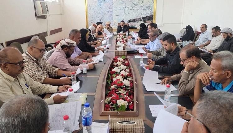 قرارات هادفة لمسؤول محلي بالعاصمة عدن