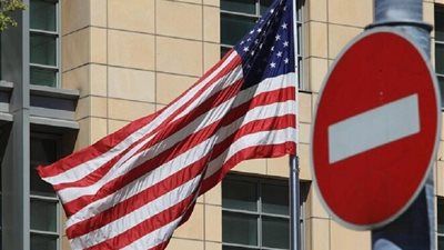 الإغلاق الحكومي الأميركي يهدد موسم العطلات ويُربك حركة السفر الجوي في البلاد - الخليج الان