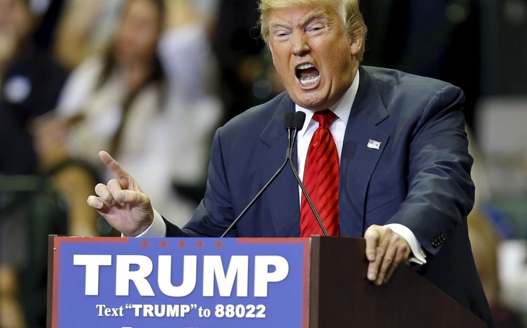 ترامب يفقد أعصابه ويهاجم صحفي بسبب هدم أجزاء من البيت الأبيض.. ماذا قال؟ - الخليج الان