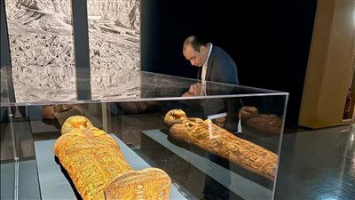 «كنوز الفراعنة» تبهر روما قبل افتتاحها الرسمي.. بيع 40 ألف تذكرة مسبقًا - الخليج الان