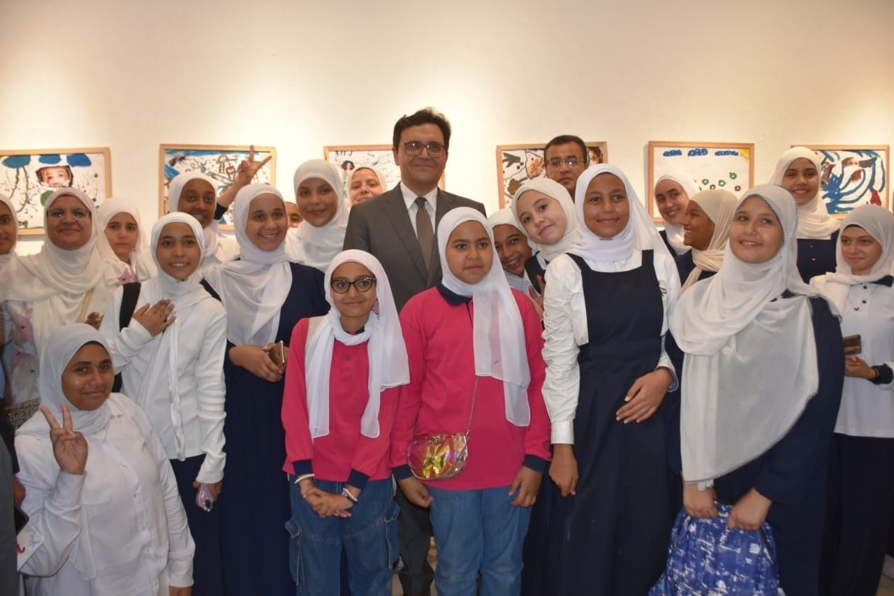 "بُكرة اللي جاي 2”.. وزير الثقافة يفتتح معرض ختام الموسم الثاني لمشروع “بستان الإبداع” - الخليج الان