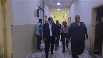 نائب وزير الصحة يوجه بالتحقيق في بعض المخالفات بالمستشفى العام والنصر بحلوان - الخليج الان