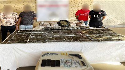 مصرع 4 عناصر إجرامية وضبط مخدرات وأسلحة بـ 76 مليون جنيه في المحافظات - الخليج الان