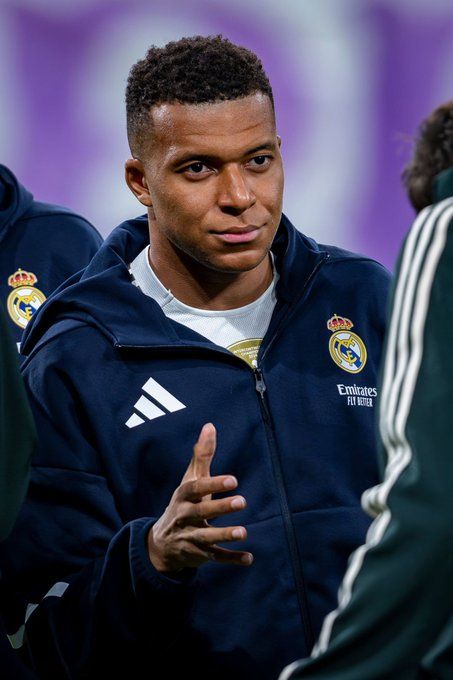 من باريس إلى مدريد.. كيليان مبابي يواصل هوايته المفضلة: معاقبة برشلونة - الخليج الان