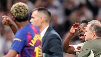 فرينكي دي يونج قائد برشلونة يعلق على أزمة لامين يامال ولاعبي ريال مدريد بعد الكلاسيكو - الخليج الان