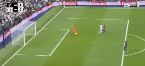 جود بيلينجهام يصنع وكيليان مبابي يسجل.. ريال مدريد يتقدم على برشلونة في الكلاسيكو - الخليج الان