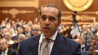 انطلاقة جديدة لعمل برلماني مثمر.. الوزير فوزي يقدم التهنئة لهيئات مكاتب اللجان بمجلس الشيوخ - الخليج الان