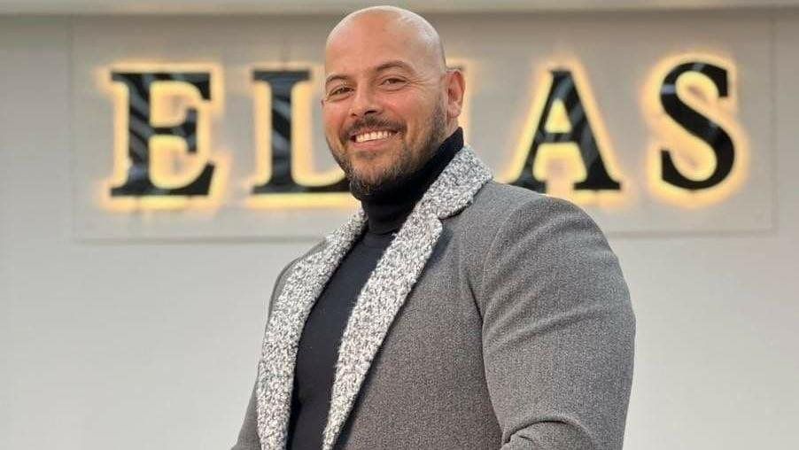 «حرامي.. حرامي».. لماذا انفعل عادل إمام عندما رأي أحمد التهامي لأول مرة؟ - الخليج الان