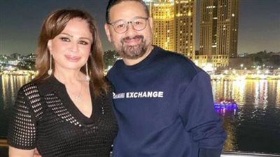 ما أشبة اليوم بالبارحة.. إلهام شاهين تشارك صورة برفقة شقيقها ونجله - الخليج الان