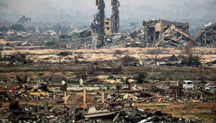 خلف ركام غزة.. نشاط إسرائيلي "غامض" يثير المخاوف