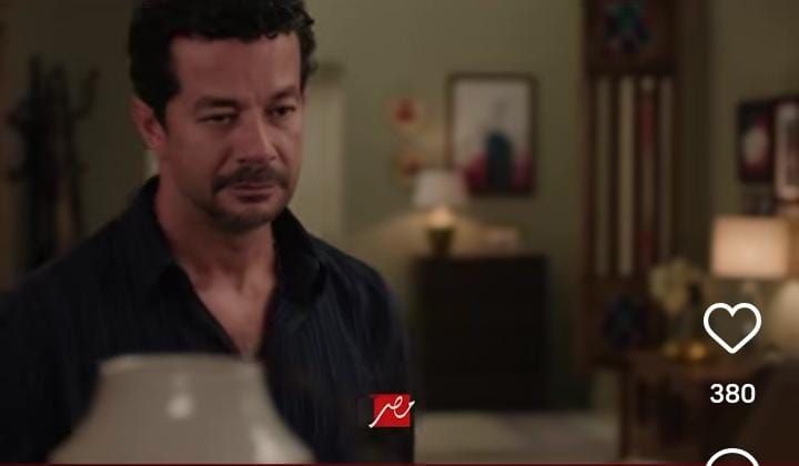 الجواب باين من عنوانه.. طرح الاعلان التشويقي لـ مسلسل سنجل مازر فازر - الخليج الان