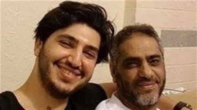 بعد غيابه لمساندة والده.. محمد فضل شاكر يعلن عودته لجمهوره وإحياء حفلاته - الخليج الان