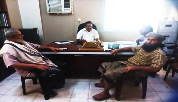 لقاء يبحث آلية التنسيق المشترك بين قيادتي الصناعة والغرفة التجارية بلحج