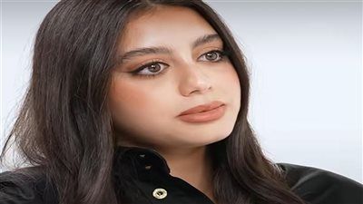 ياسمينا العبد تبكي على الهواء: نسبة نجاة والدي من الأورام 2% - الخليج الان