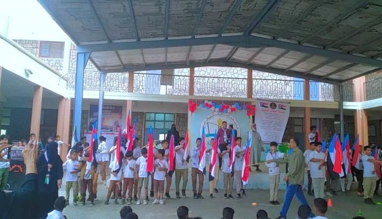عدن.. مدرسة " خالد بن الوليد" تحتفي بذكرى الاستقلال المجيد ٣٠ نوفمبر